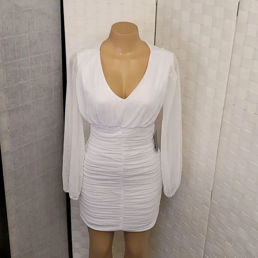 BRAND NEW LOVE X DESIGN RUCHED BODYCON LONG SLEEVE V NECK MINI  COCKTAIL… - Picture 13 of 14